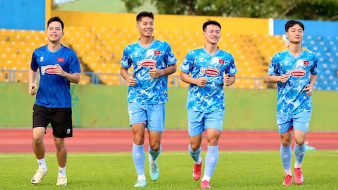 ĐT Việt Nam tập trung tại Thủ Dầu Một: Tre già, măng mọc!